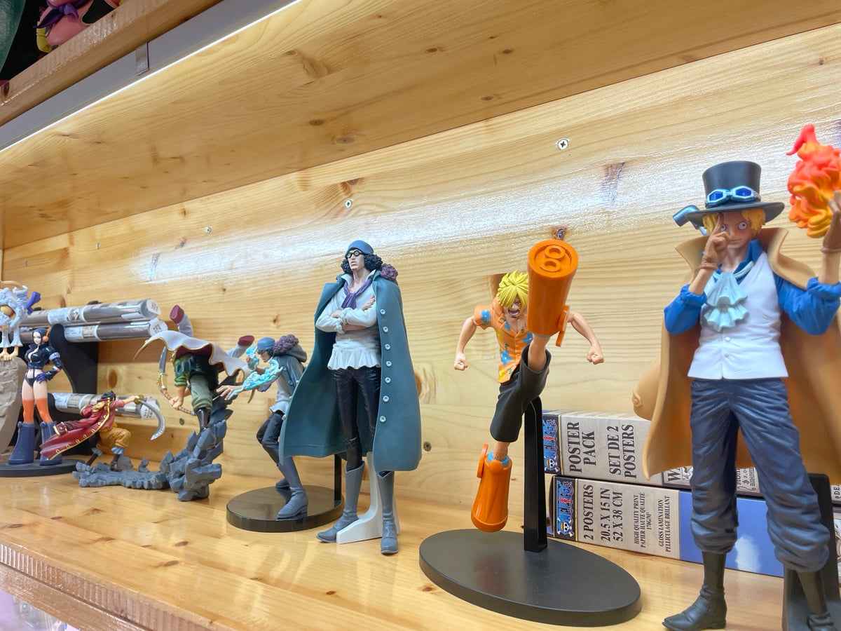 Vetrina One Piece nel negozio MondoCasaWeb di Tortona